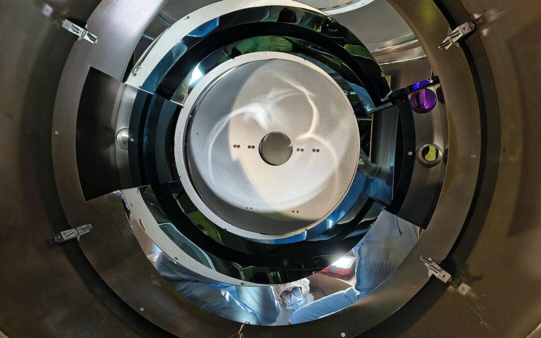 Two instrumented baffles installed in Virgo by IFAE Barcelona